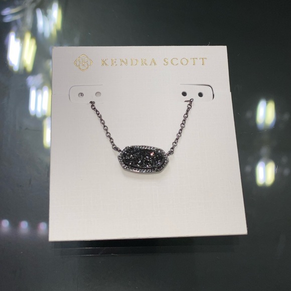 NEW! Kendra Scott Black / Gunmetal Elisa Necklace - Picture 2 of 4